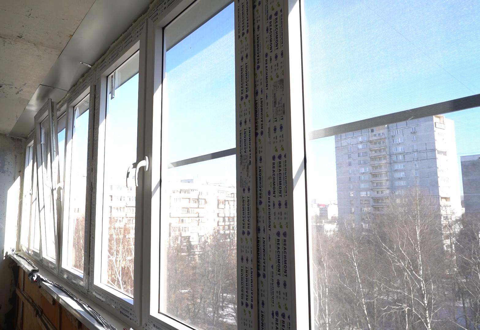 Остекление балкона на ул.Нежинская